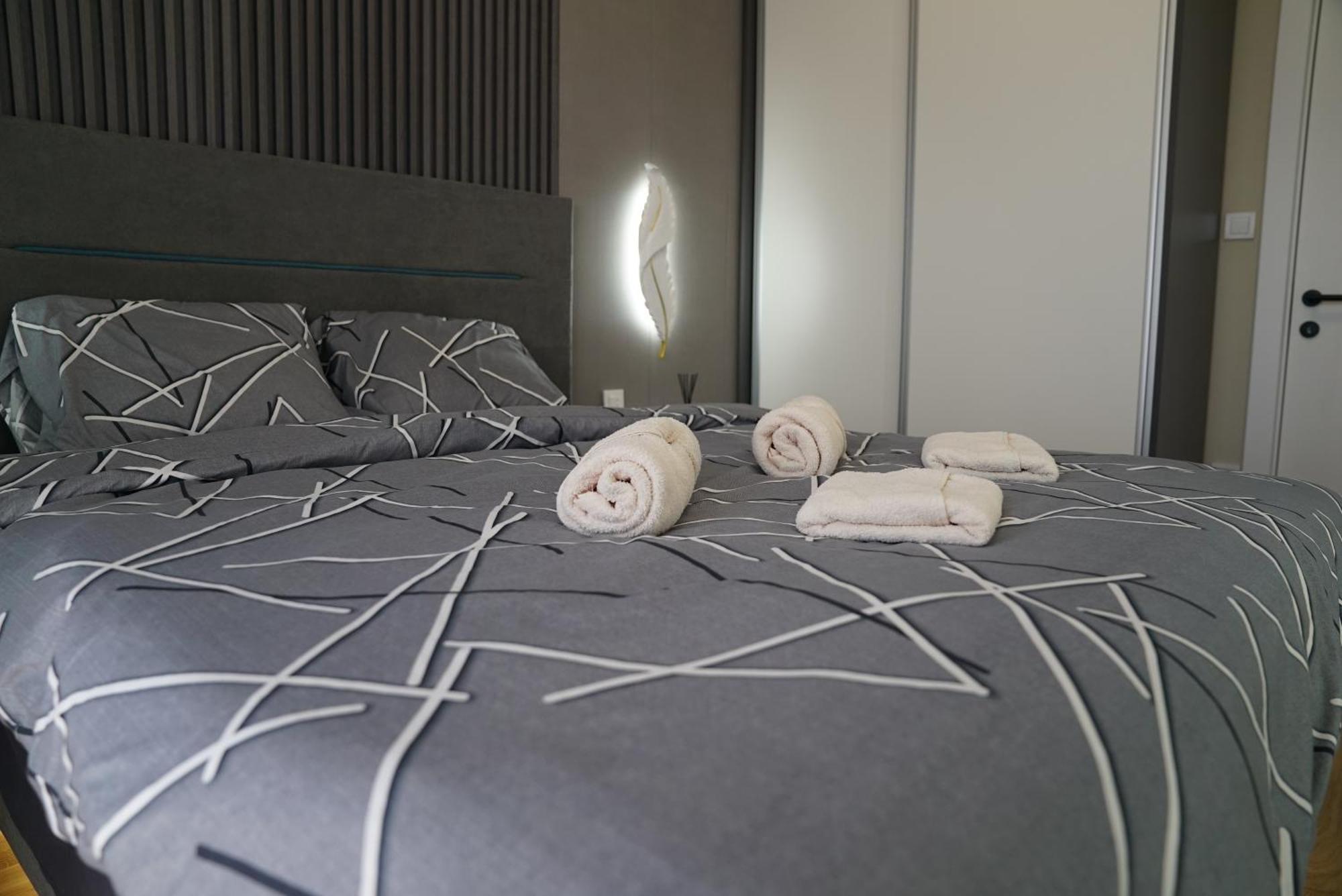 Diamond 72 Apartment , Skopje City - Center, Diamond Residences, Free Parking Esterno foto