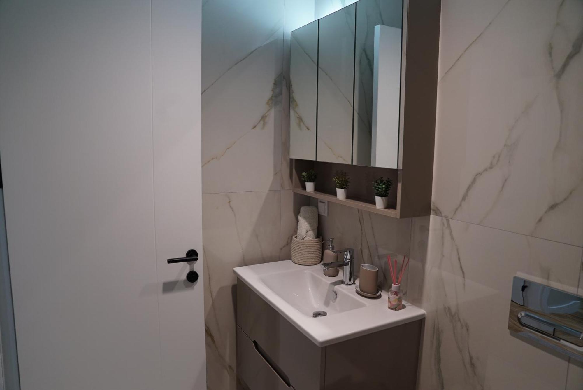 Diamond 72 Apartment , Skopje City - Center, Diamond Residences, Free Parking Esterno foto